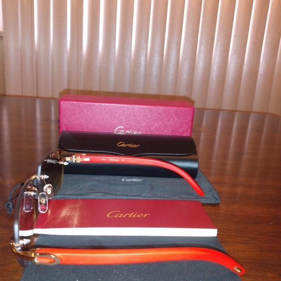 Buffs - Picture 3 of 5